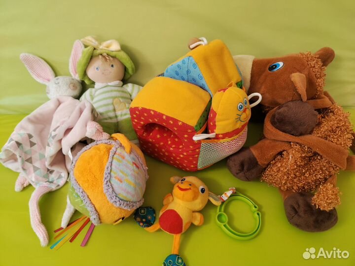 Развивающие игрушки пакетом