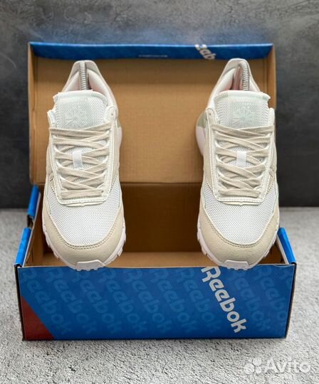 Кроссовки женские Reebok classic