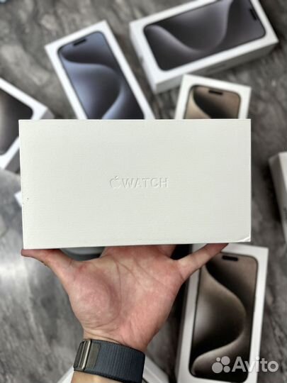 Apple Watch Ultra 2 ocean white
