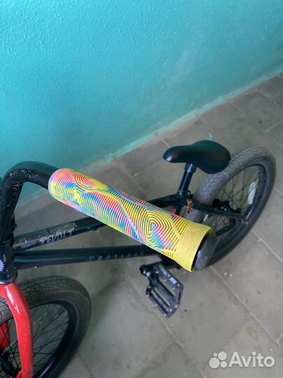 Трюковой велосипед bmx