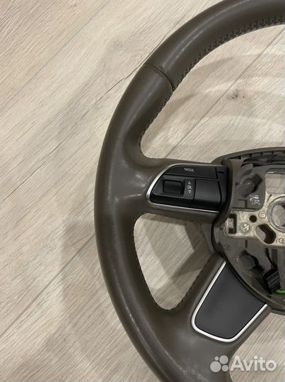Руль Audi Q5 8R