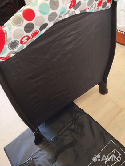 Кровать-манеж Fisher price