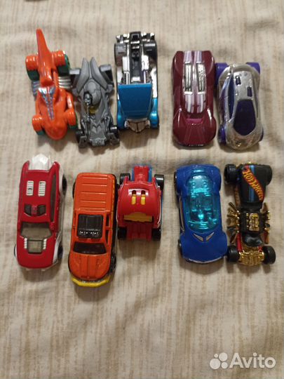 Машинки Hotwheels