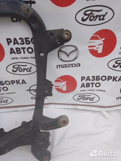Подрамник Opel Astra H