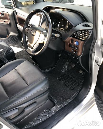 Коврики в салон 3D Toyota Noah (80/85)