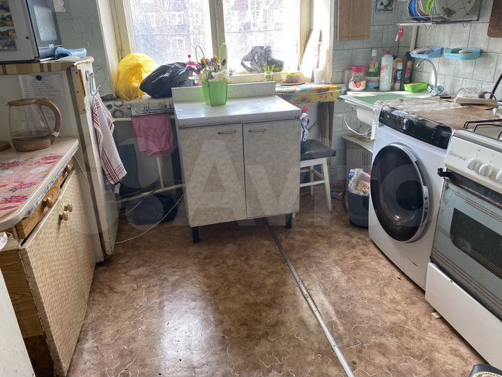 Комната 12,9 м² в 5-к., 3/5 эт.