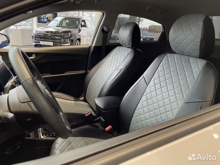 Hyundai Solaris 1.6 AT, 2022, 11 500 км