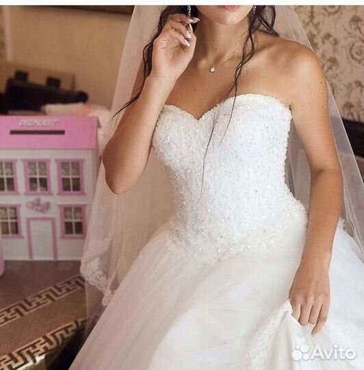 Платье свадебное