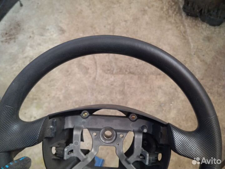 Руль рулевое колесо Спэйс стар рест Space Star