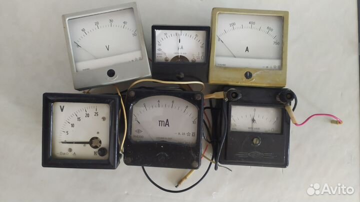 Индикаторы стрелочные