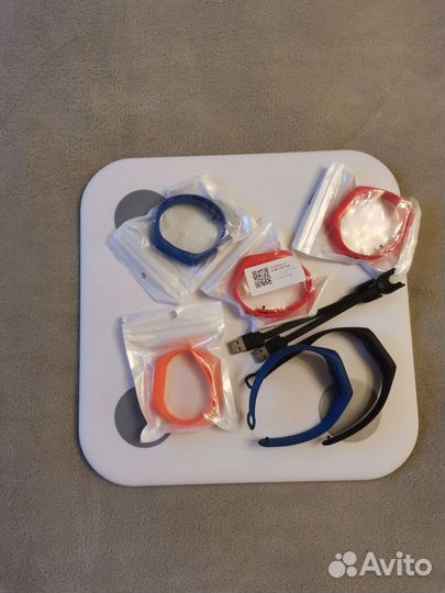 Умные весы xiaomi, 2 фитнес браслета