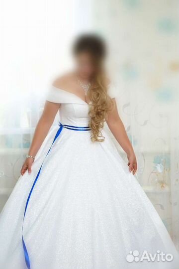 Платье свадебное