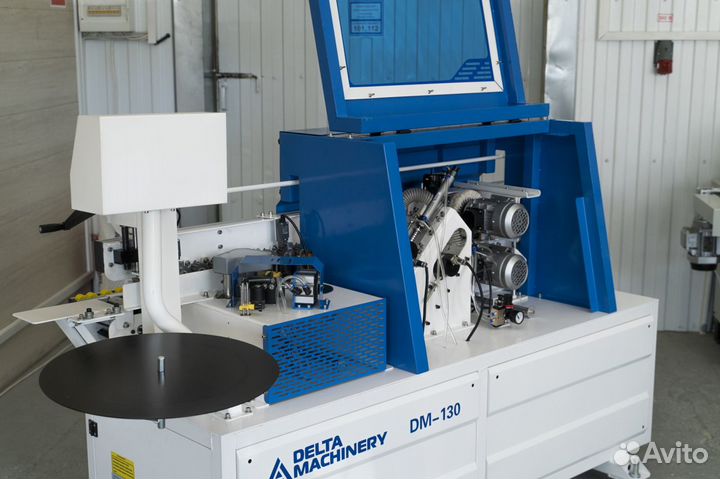 Кромкооблицовочный станок DeltaMachinery DM-130