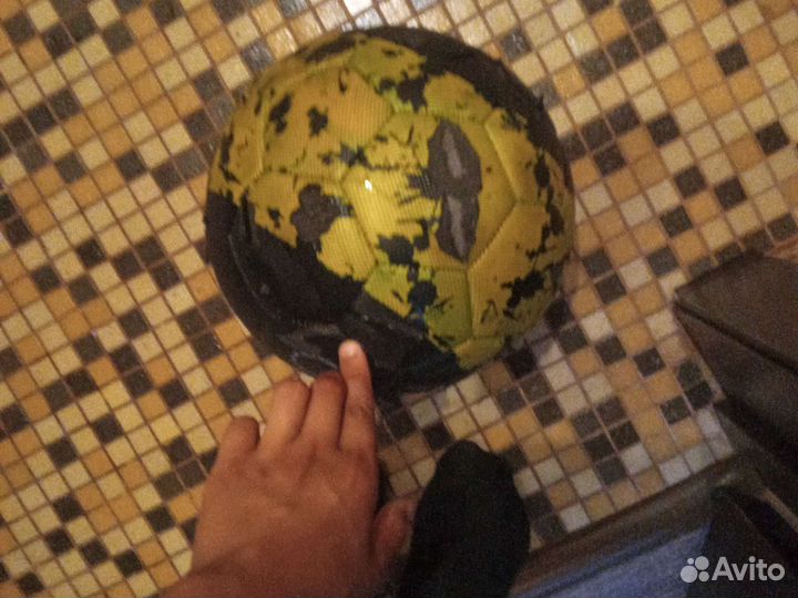 Футбольный мяч бу