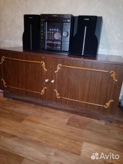 Тумба под Тв