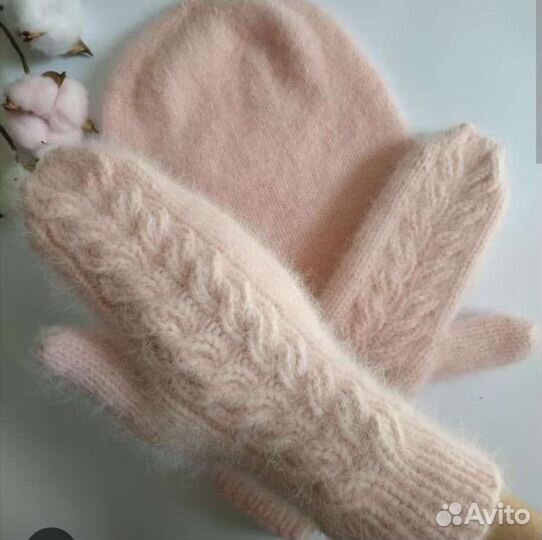 Варежки вязаные ручной работы