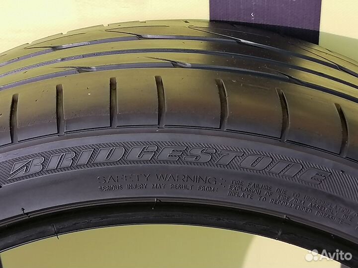 Bridgestone Potenza S001 255/35 R19