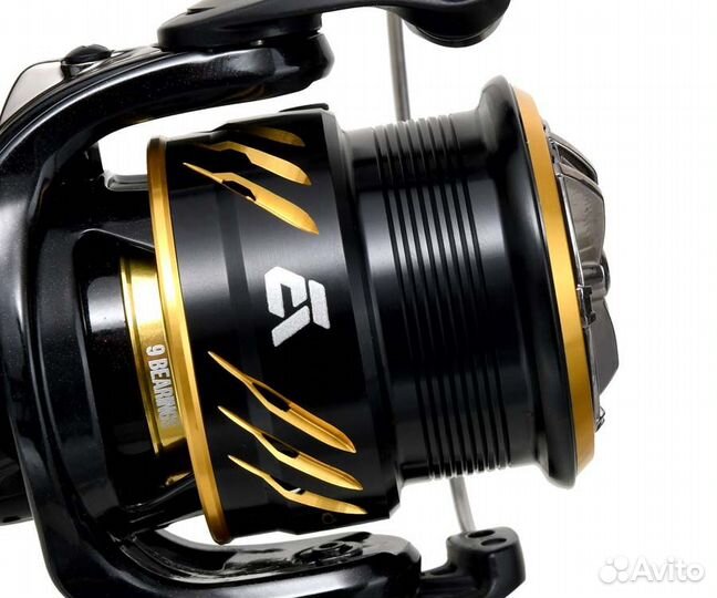 Azura Катушка спиннинговая Olivia 2000S 9ш.п