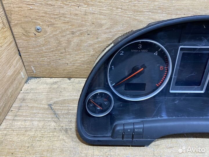 Панель приборов Audi A4 B6 дизель 112972