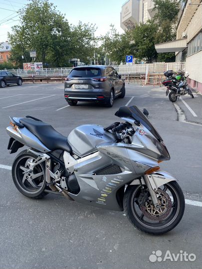 Honda vfr800