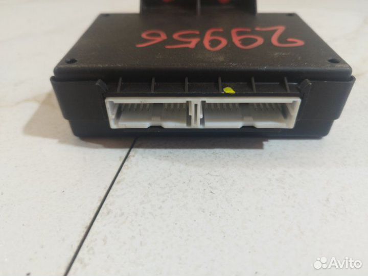 Блок управления центральным замком Hyundai Solaris