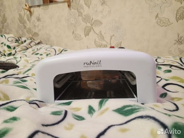 Лампа для ногтей