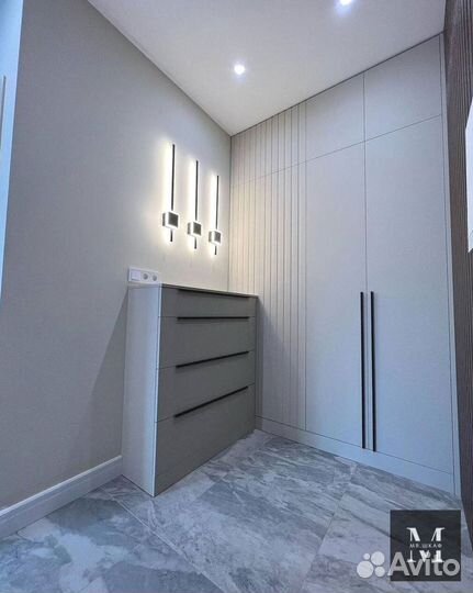 Шкаф распашной с фрезеровкой