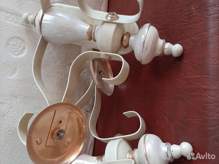 Подцветочники перламутровые 2 шт