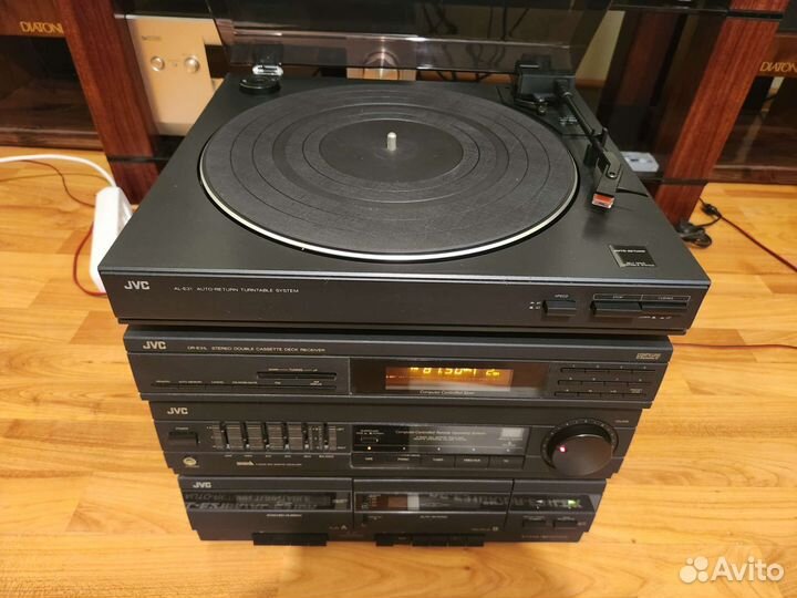 Музыкальный центр JVC с винилом