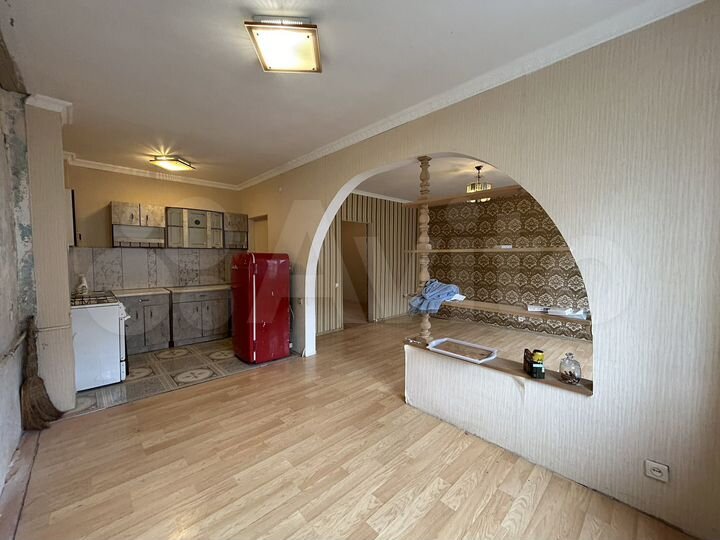 4-к. квартира, 80,9 м², 2/5 эт.