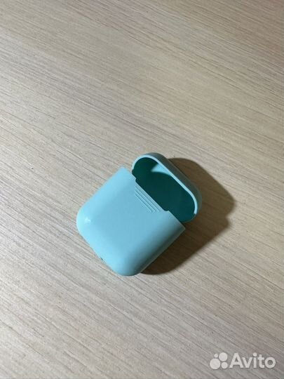 Чехол на airpods