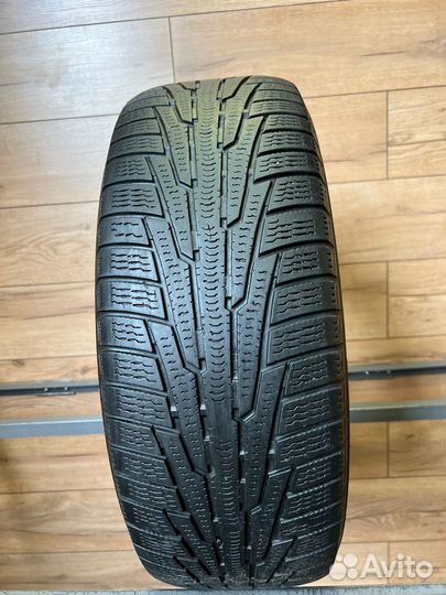 Nokian Tyres Hakkapeliitta R 215/65 R16