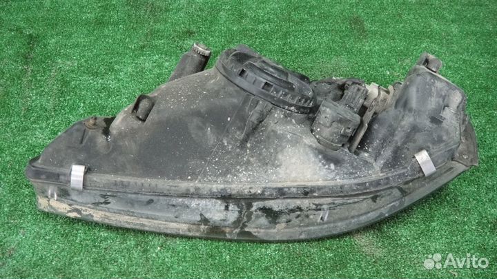 Фара Space Star DG1-5A R 02.05