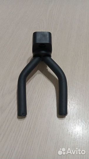 Держатель для гитары настенный