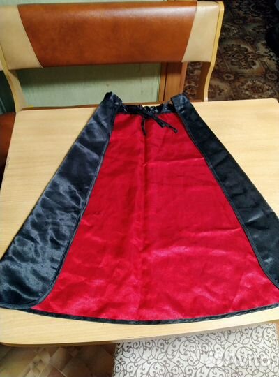 Плащ к карнавальному костюму