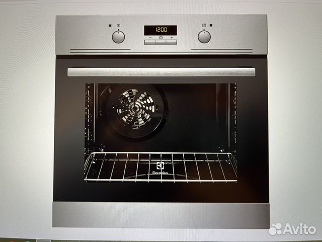 Духовой шкаф Electrolux электрический