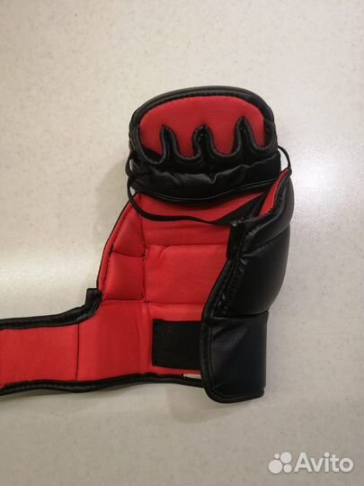 Перчатки для смешанных единоборств