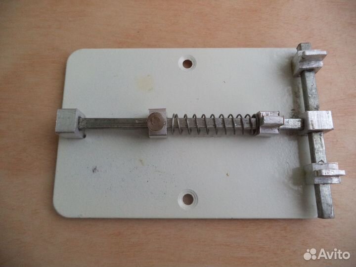 Держатель плат для пайки