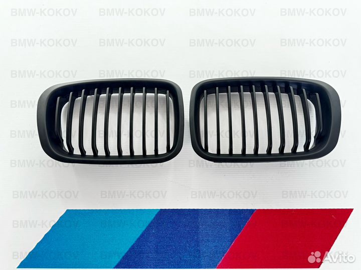 Решетки радиатора матовые на BMW E46 дорест
