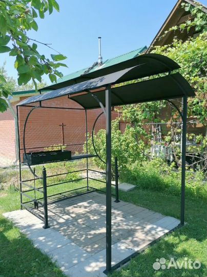 Мангал с печкой и крышей