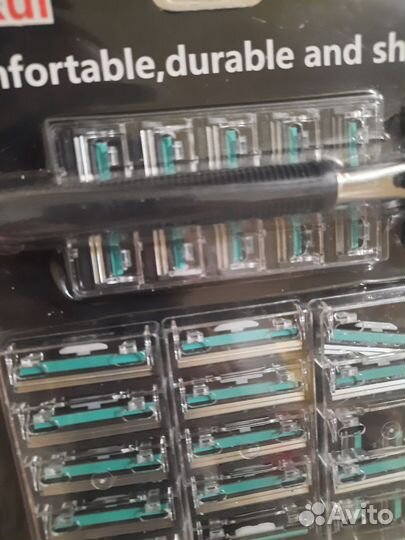 Бритвенный станок новый