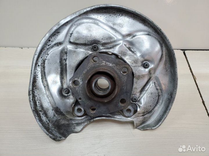 Кулак поворотный задний правый Audi S4 B9 2019