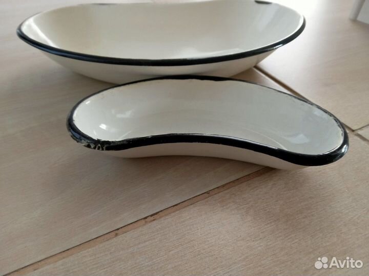 Лоток медицинский почкообразный бу