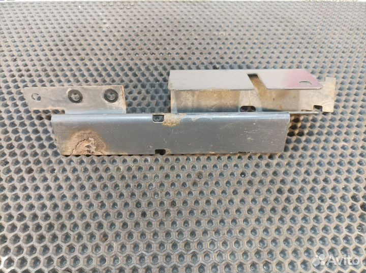 Кронштейн проводки шасси Daf XF105