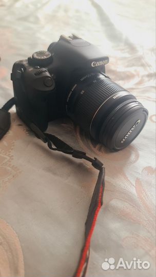 Зеркальный фотоаппарат Canon eos 550d