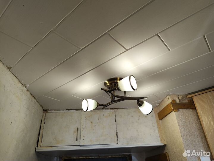 Люстра потолочная бу