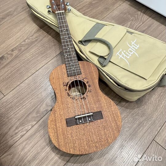 Укулеле Flight