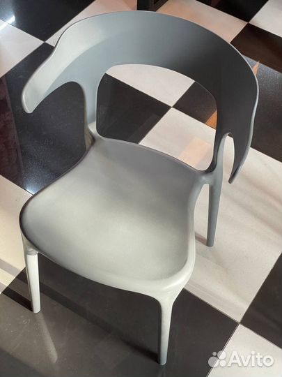 Стулья 8 штук enova