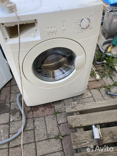 Стиральная машина Zanussi в разборе