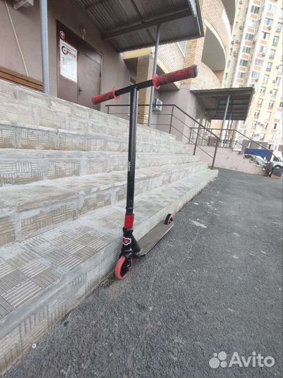 Трюковой самокат novatrack